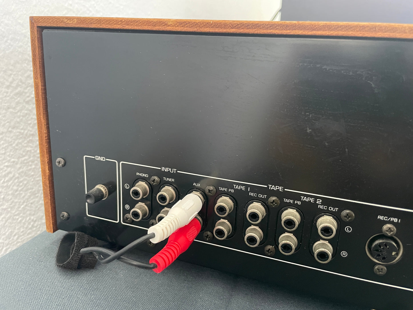 1977 YAMAHA Natural Sound Stereo Amplifier CA-610