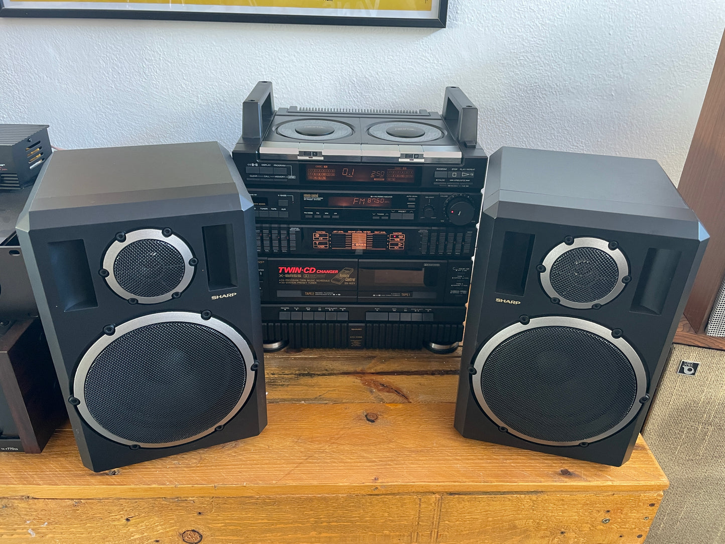 Sharp Compact Disc Stereo Music System CD-X99H