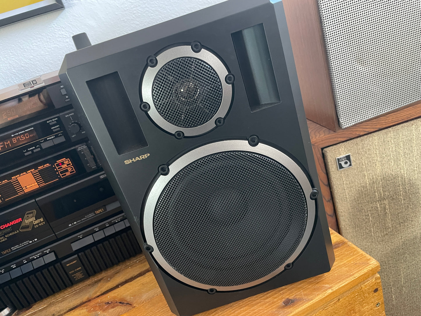 Sharp Compact Disc Stereo Music System CD-X99H