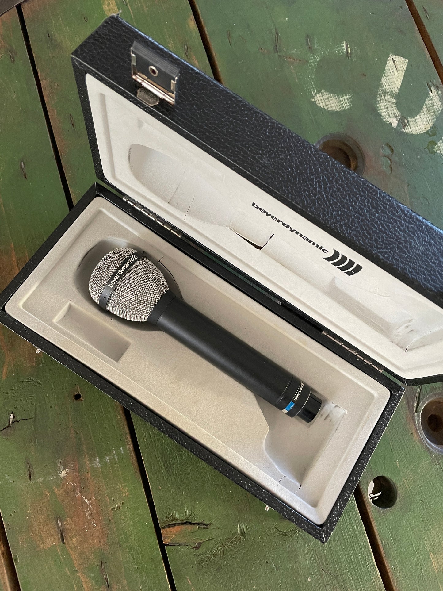 Beyer Dynamic M88N Moving Coil Microphone