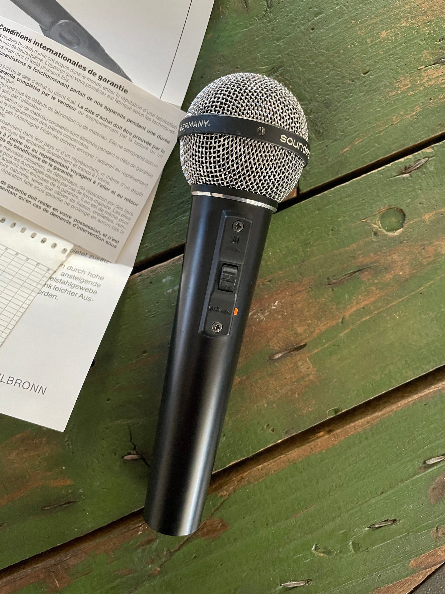Beyer Dynamic M 400 N(C)S Soundstar Mkii Supercardioid Dynamic Microphone