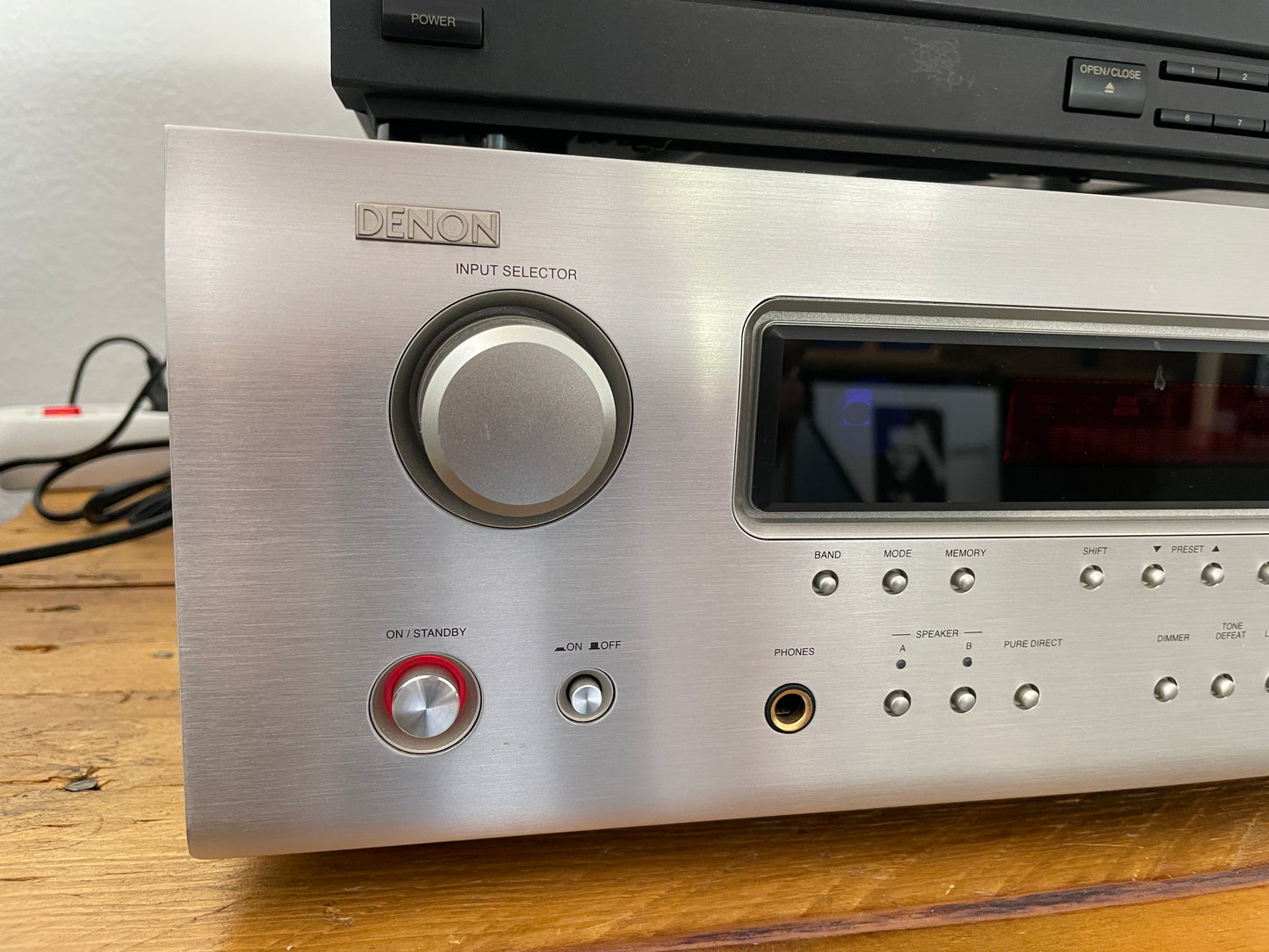 2009 Denon DRA-500AE AM/FM Stereo Receiver Amplifier