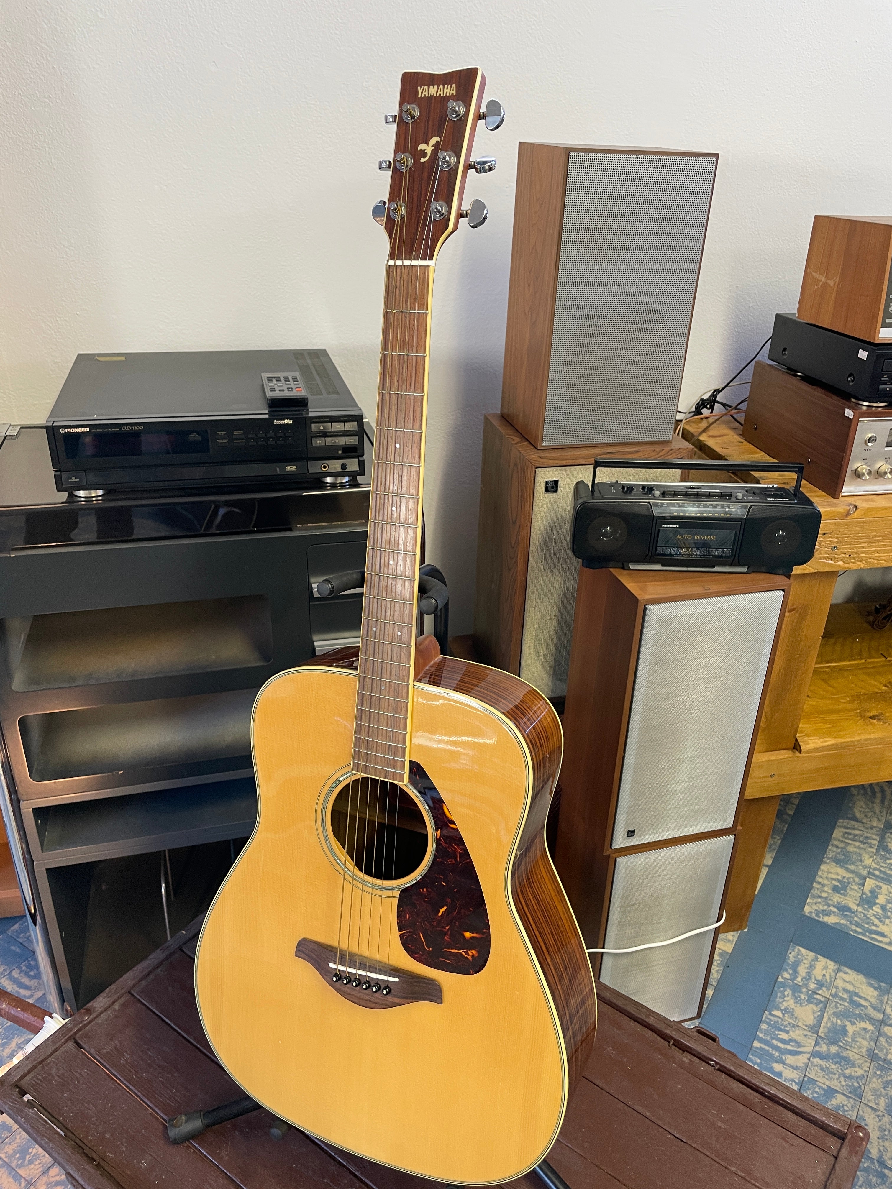 Yamaha Fg730s Acoustic Guitar Tondo