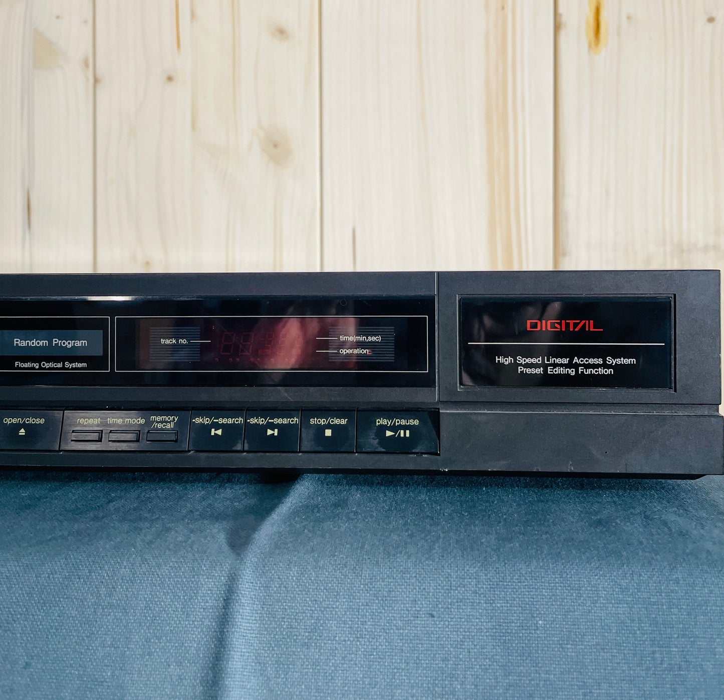 Technics CD Player SL-P111
