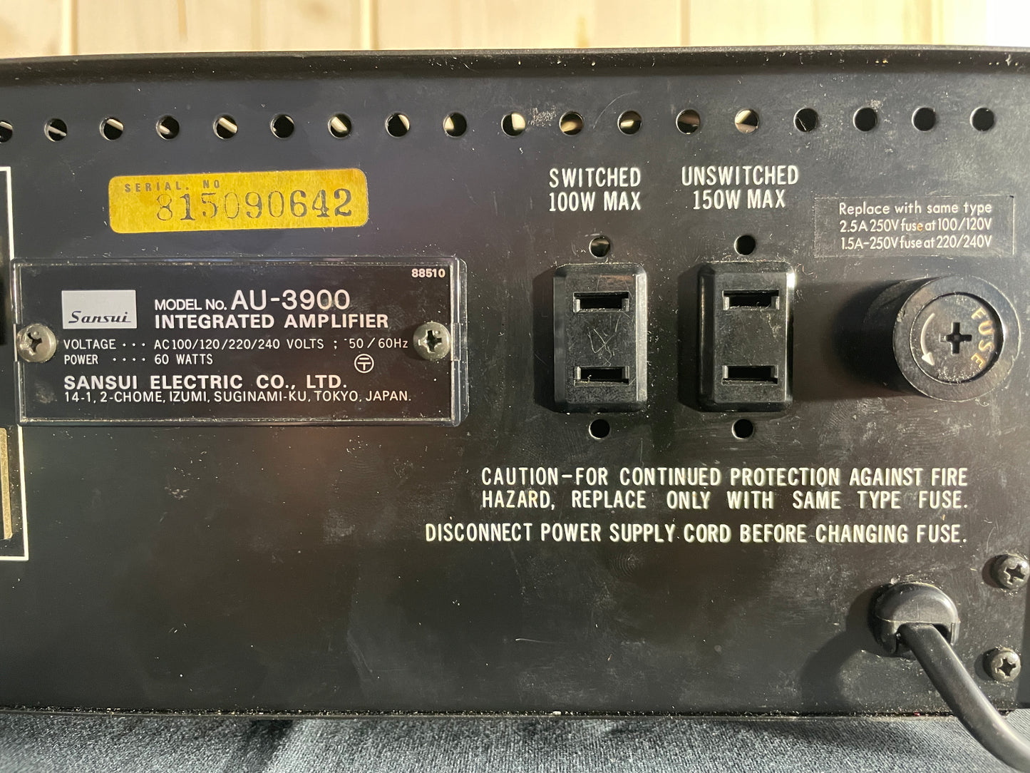 1976 Sansui AU-3900 Japan