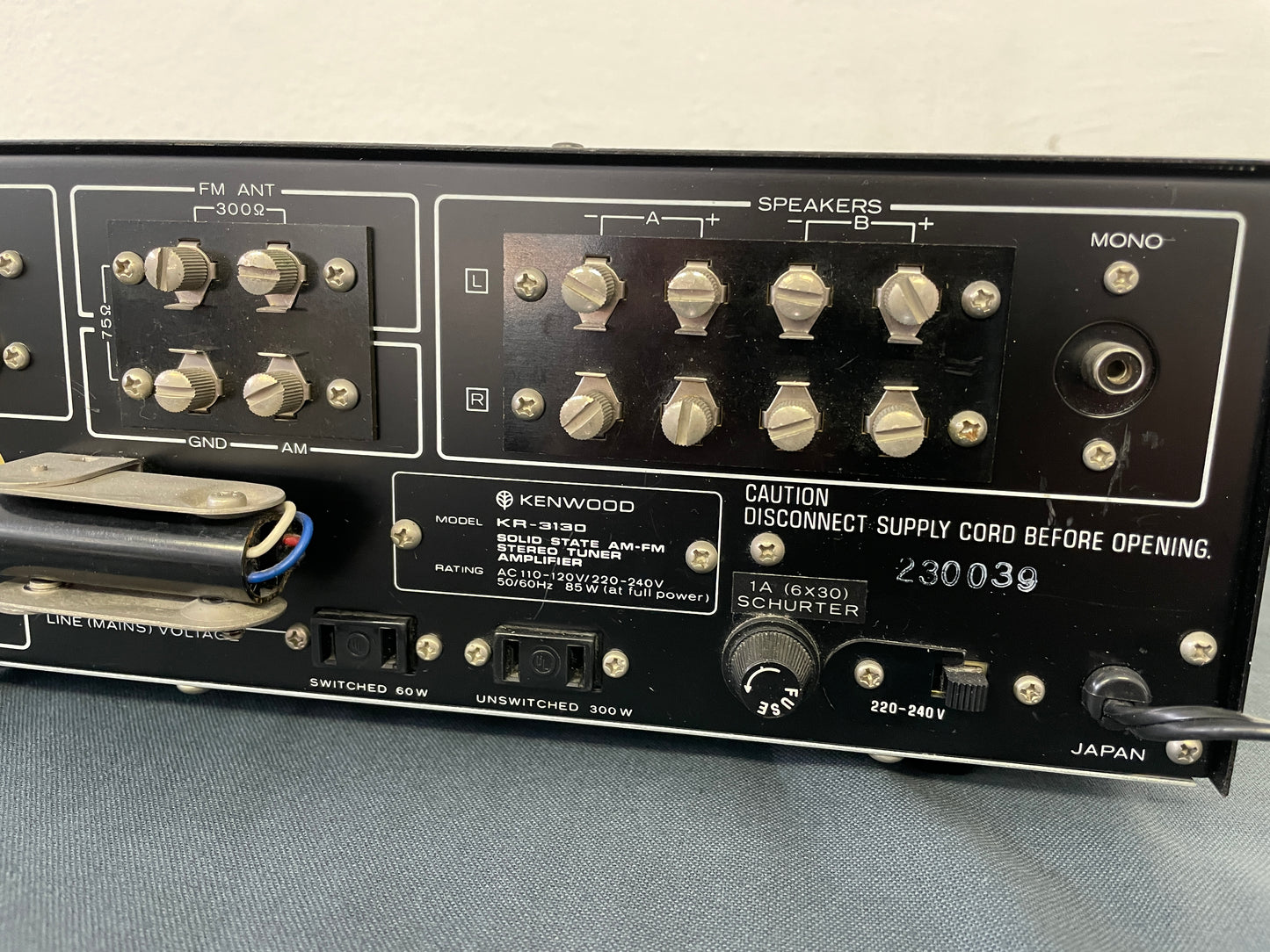 1971 Kenwood KR-3130 Stereo Receiver Amp