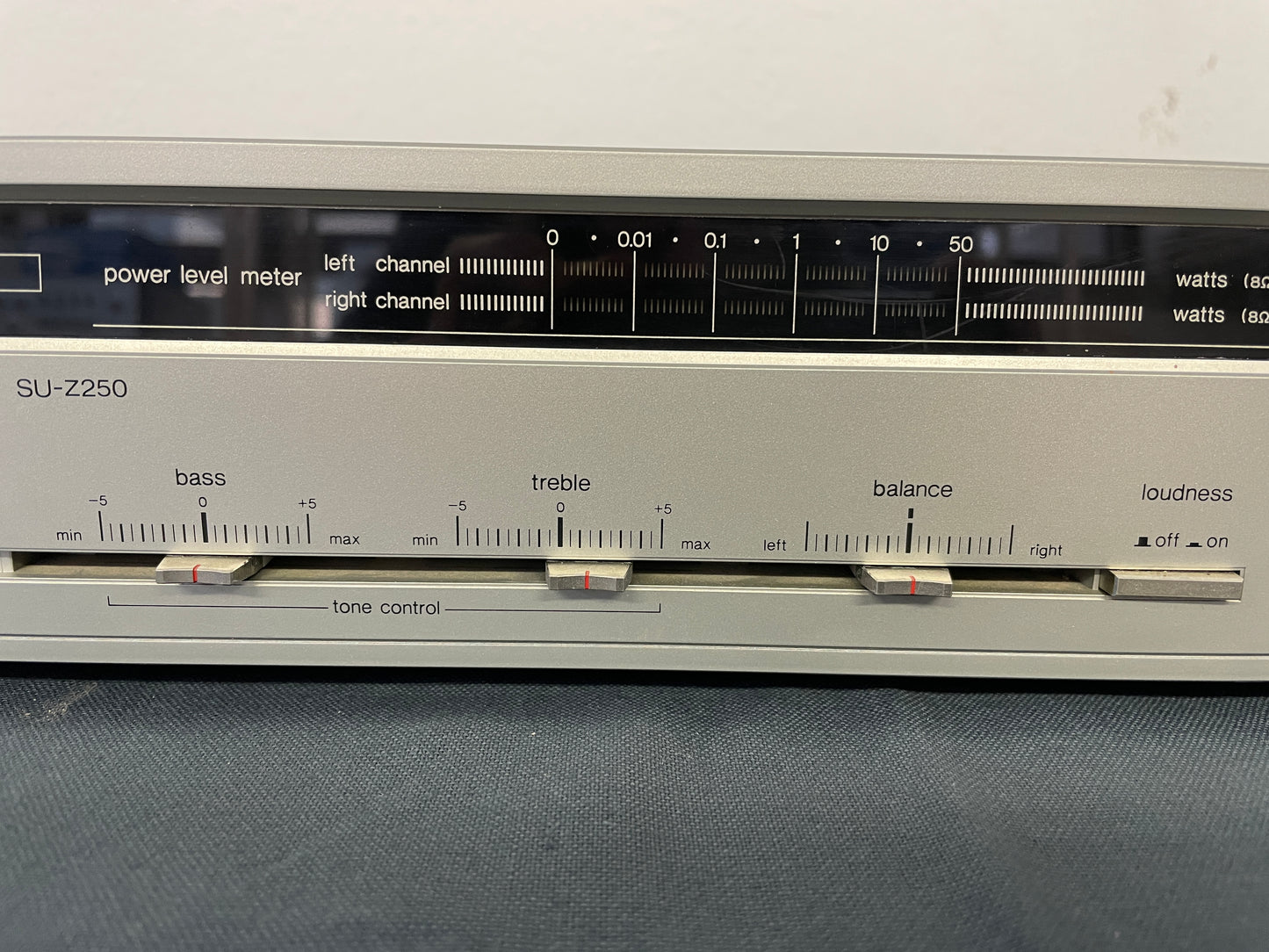 1985 Technics SU-Z250 Integrated Amp