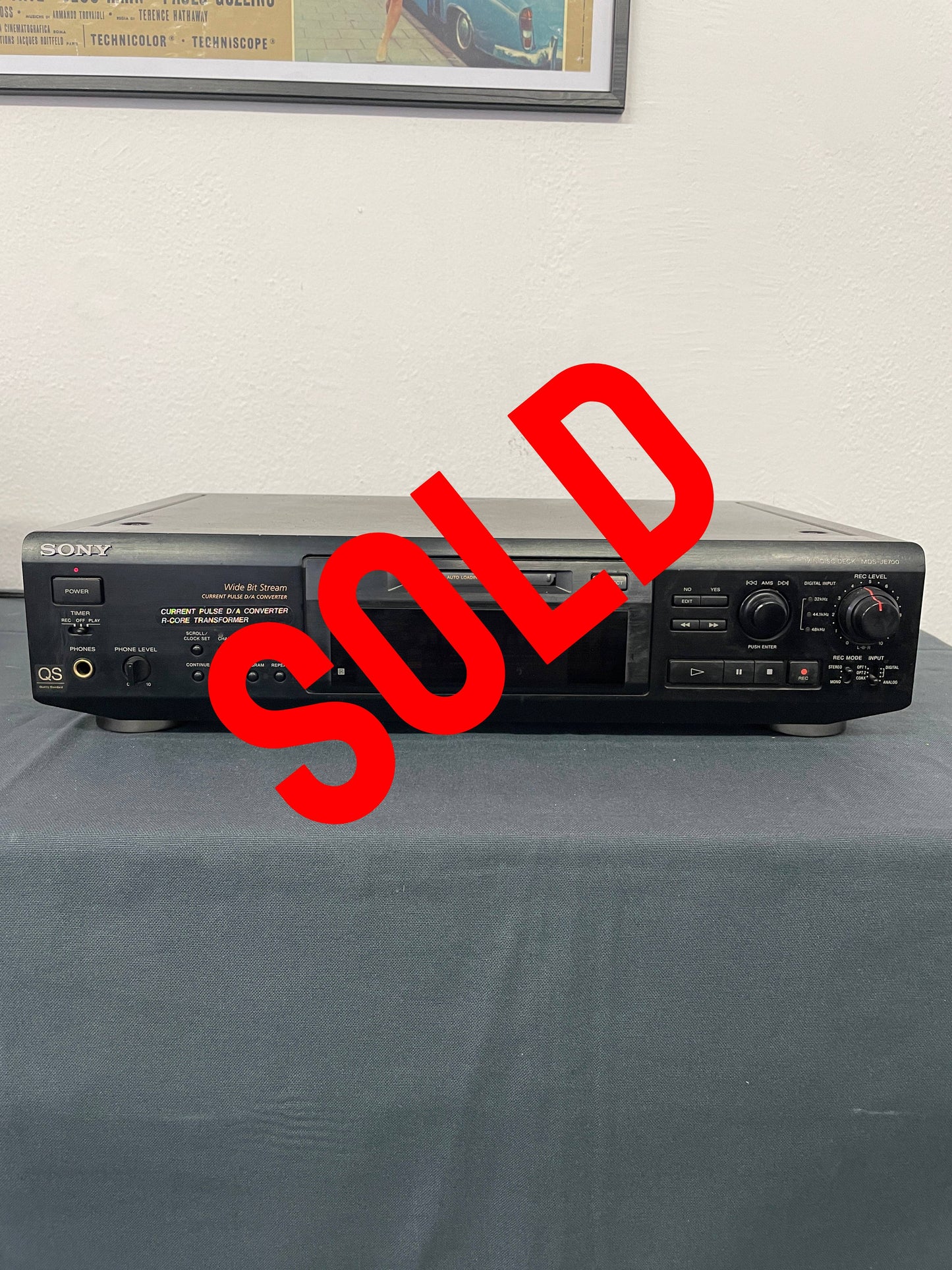 1996 Sony MiniDisc Player MDS-JE700