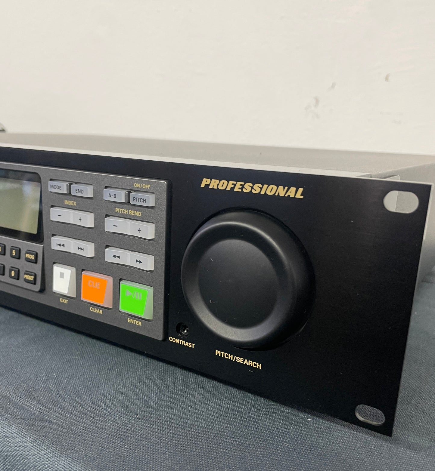 1999 Marantz PMD340 Professional CD Player
