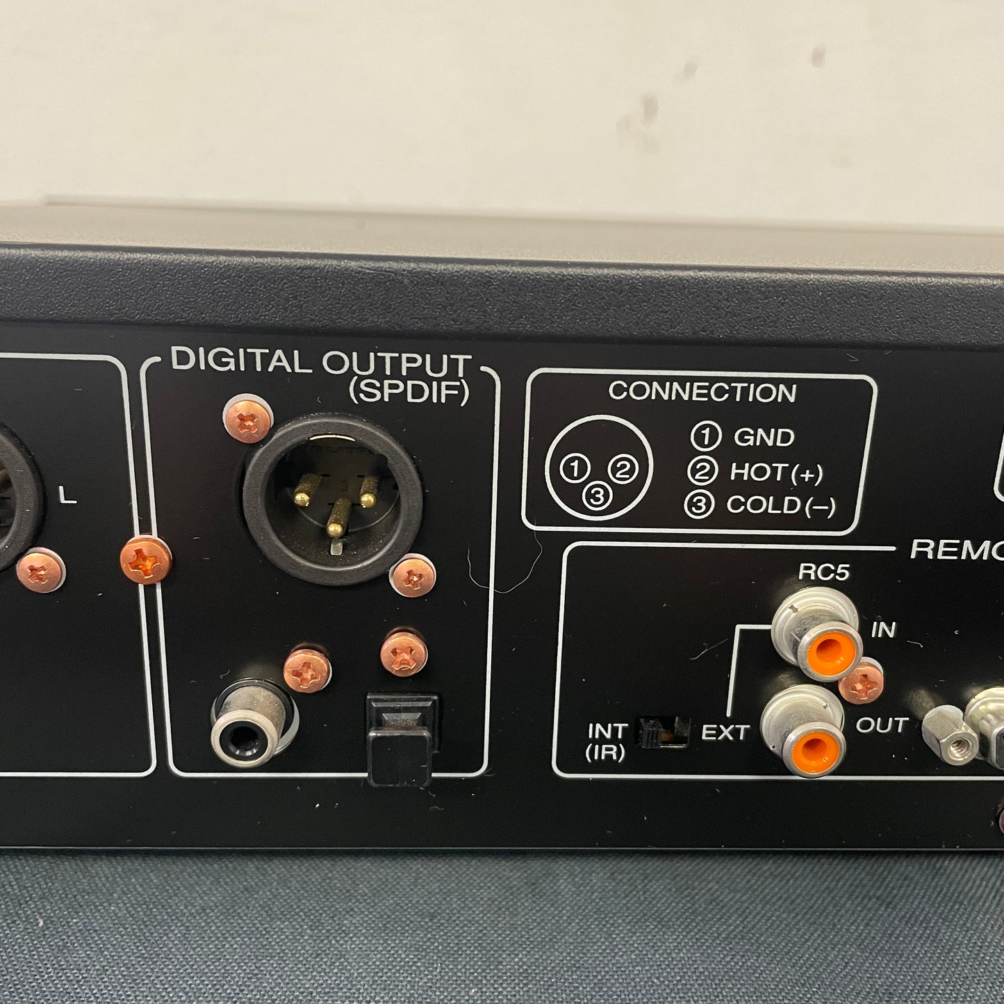 1999 Marantz PMD340 Professional CD Player