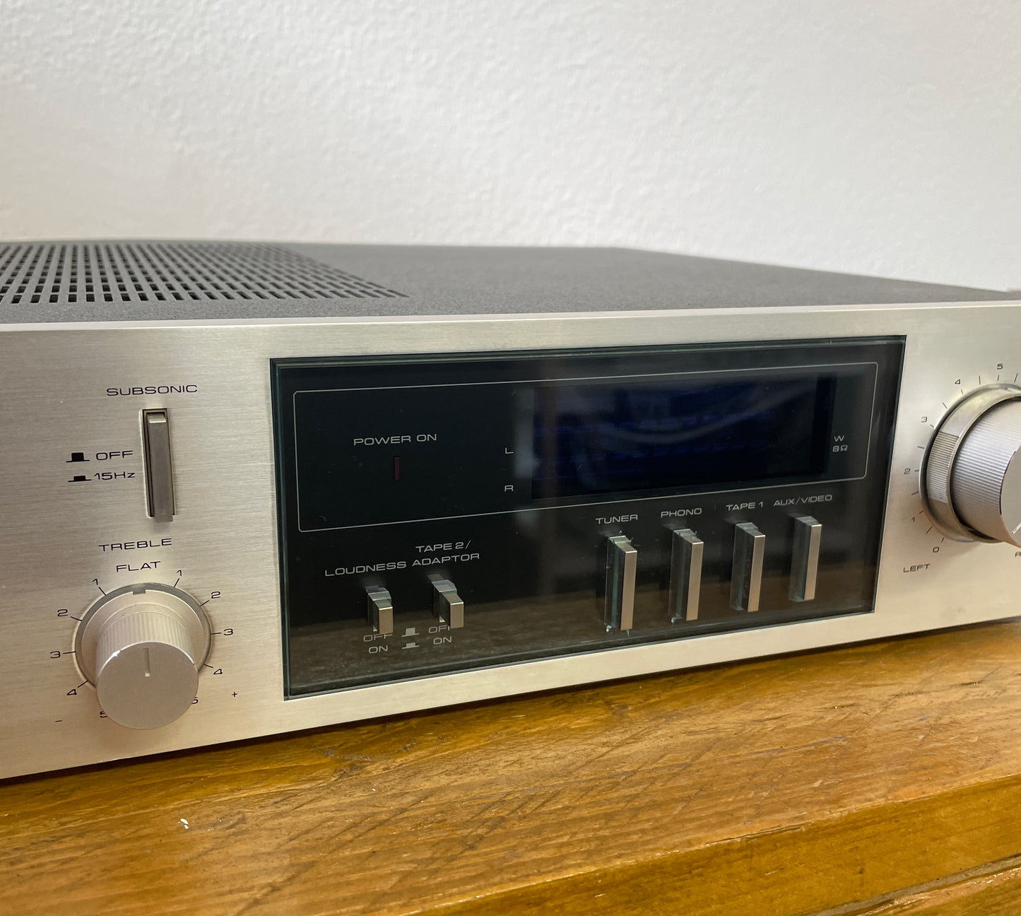 1981 Pioneer SA-520 Stereo Integrated Amplifier