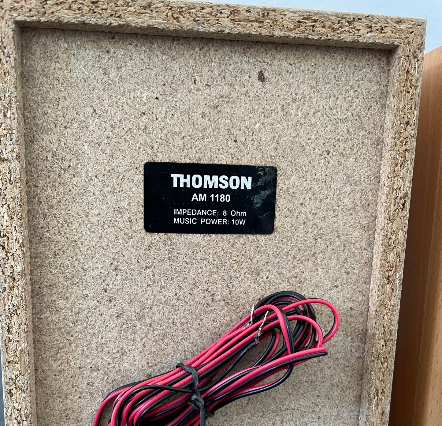 Thomson AM 1180 Speakers