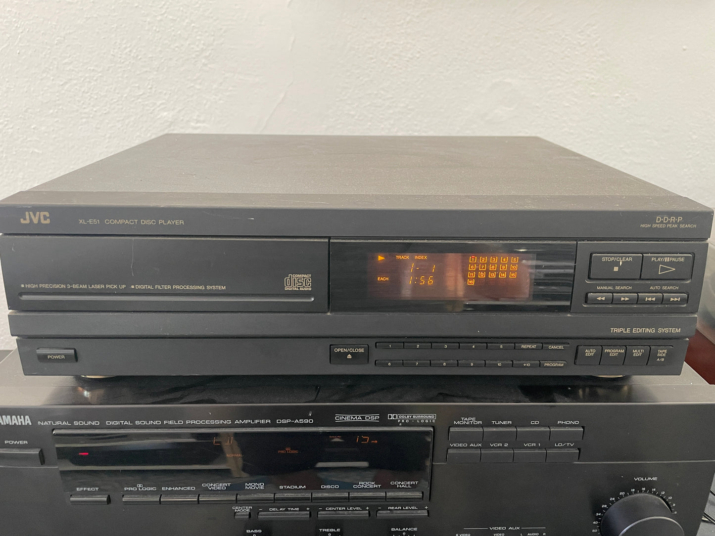 1994 JVC XL-E51 CD Player