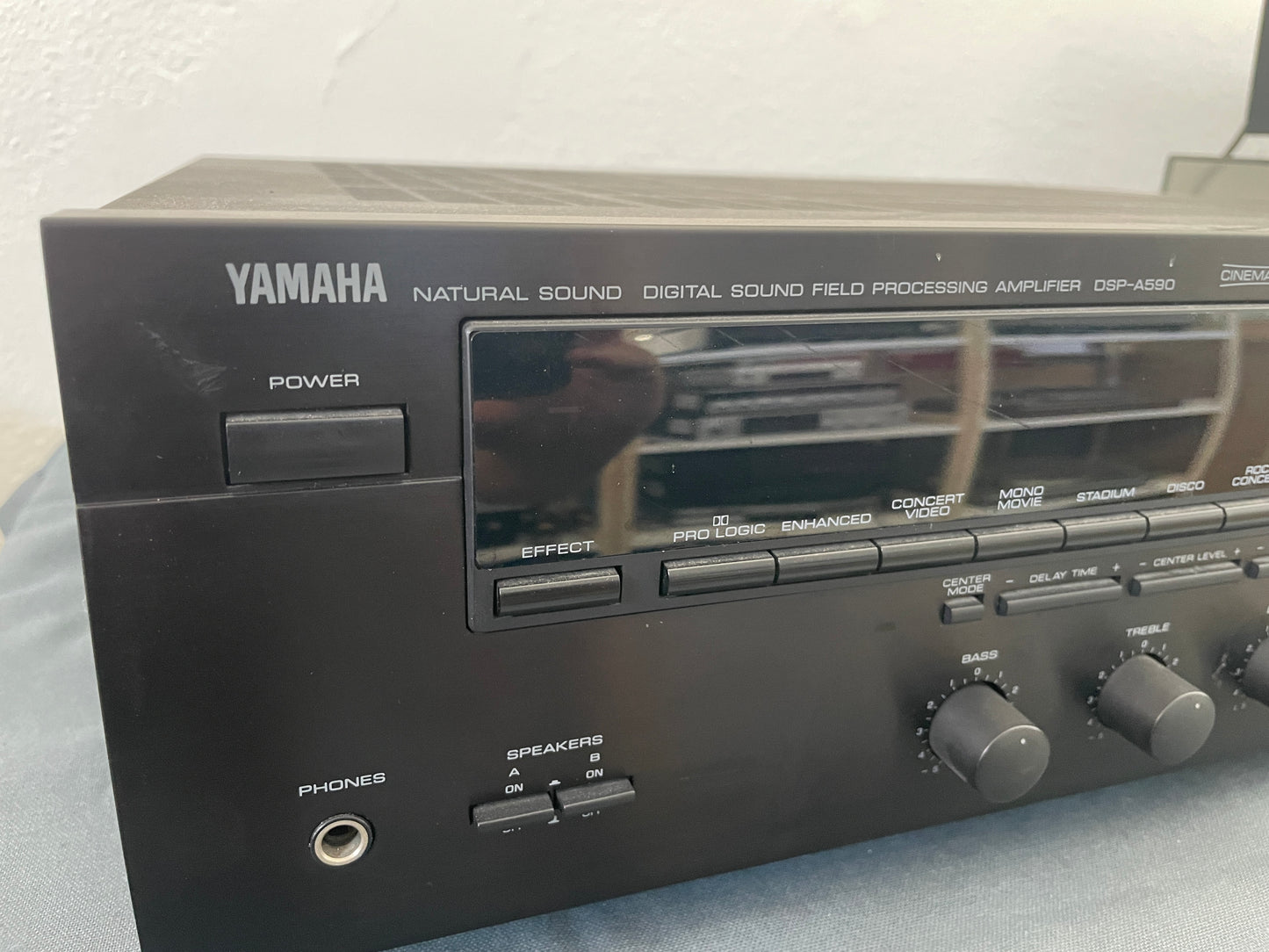 1995 YAMAHA Digital field processing amplifier DSP-A590