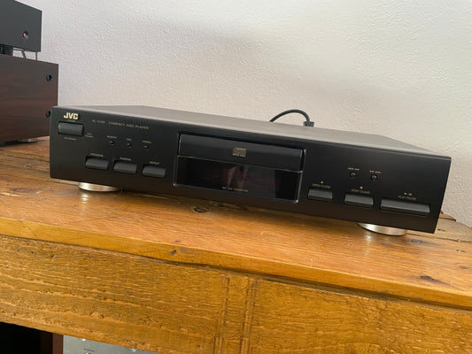 1996 JVC Compact Disc Player XL-V120