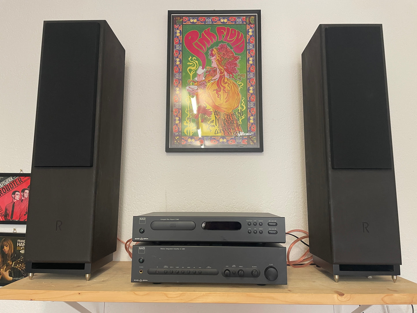 BUNDLE NAD C 320 Amplifier, NAD C 540 CD Player with ROWEN R4/T4 Loudspeakers