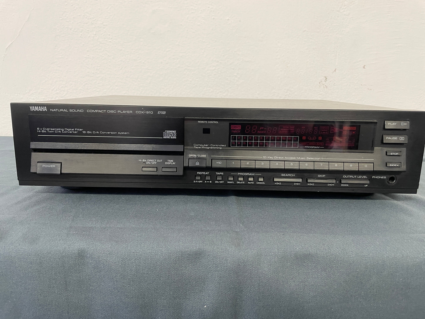 1987 Yamaha CDX-910 Natural Sound CD Player