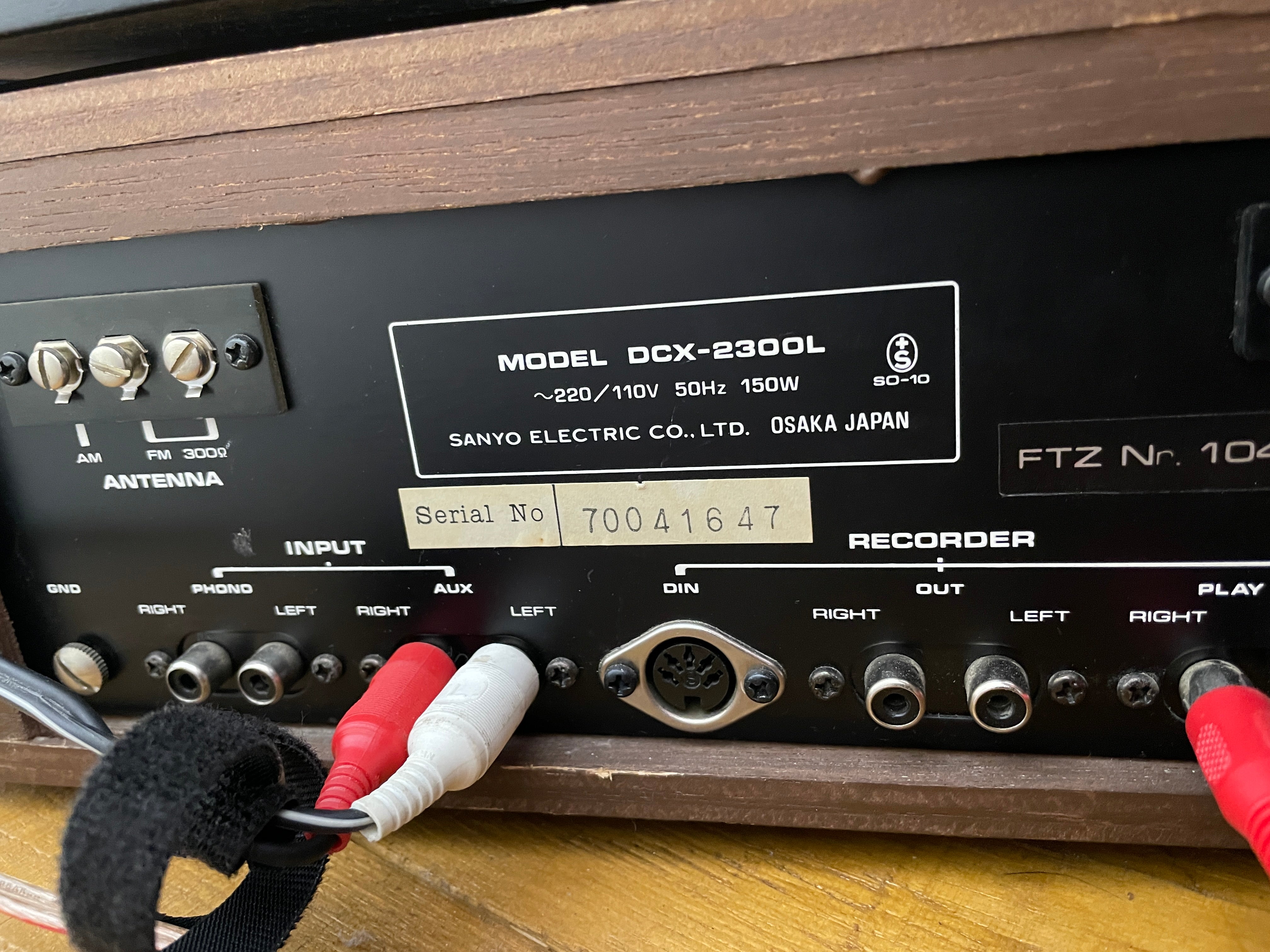1976 Sanyo DCX-2300 L Amplifier with Tuner – Tondo