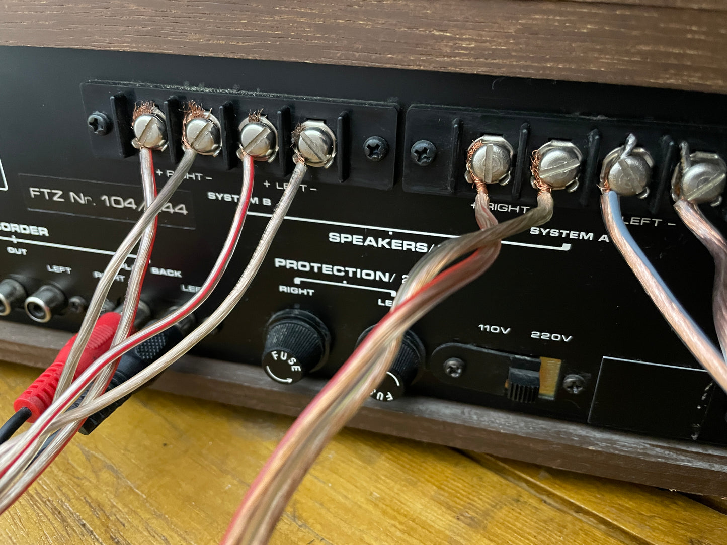 1976 Sanyo DCX-2300 L Amplifier with Tuner