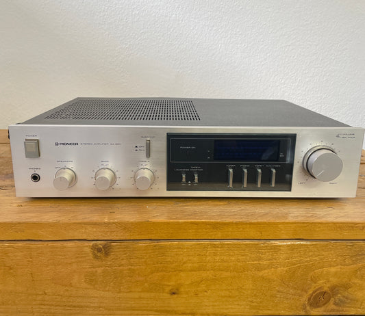 1981 Pioneer SA-520 Stereo Integrated Amplifier